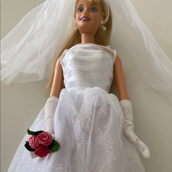 Barbie Dream Wedding Doll with Accessories - 2000 - Picture 3 of 8